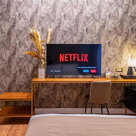 Navona Comfort Rooms ローマ エクステリア 写真